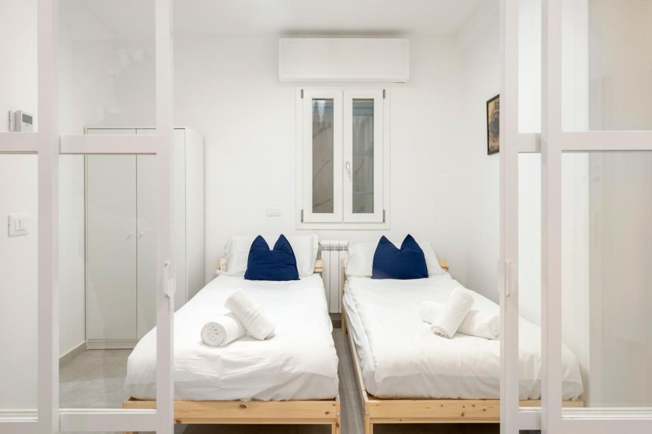 Easystayrome 10 Pax 3 Baths 1 Min From Metro 외부 사진